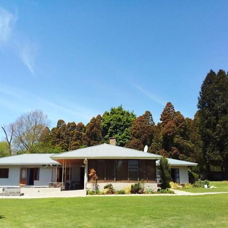 Sani Pass Manor Guest House Himeville Exterior photo